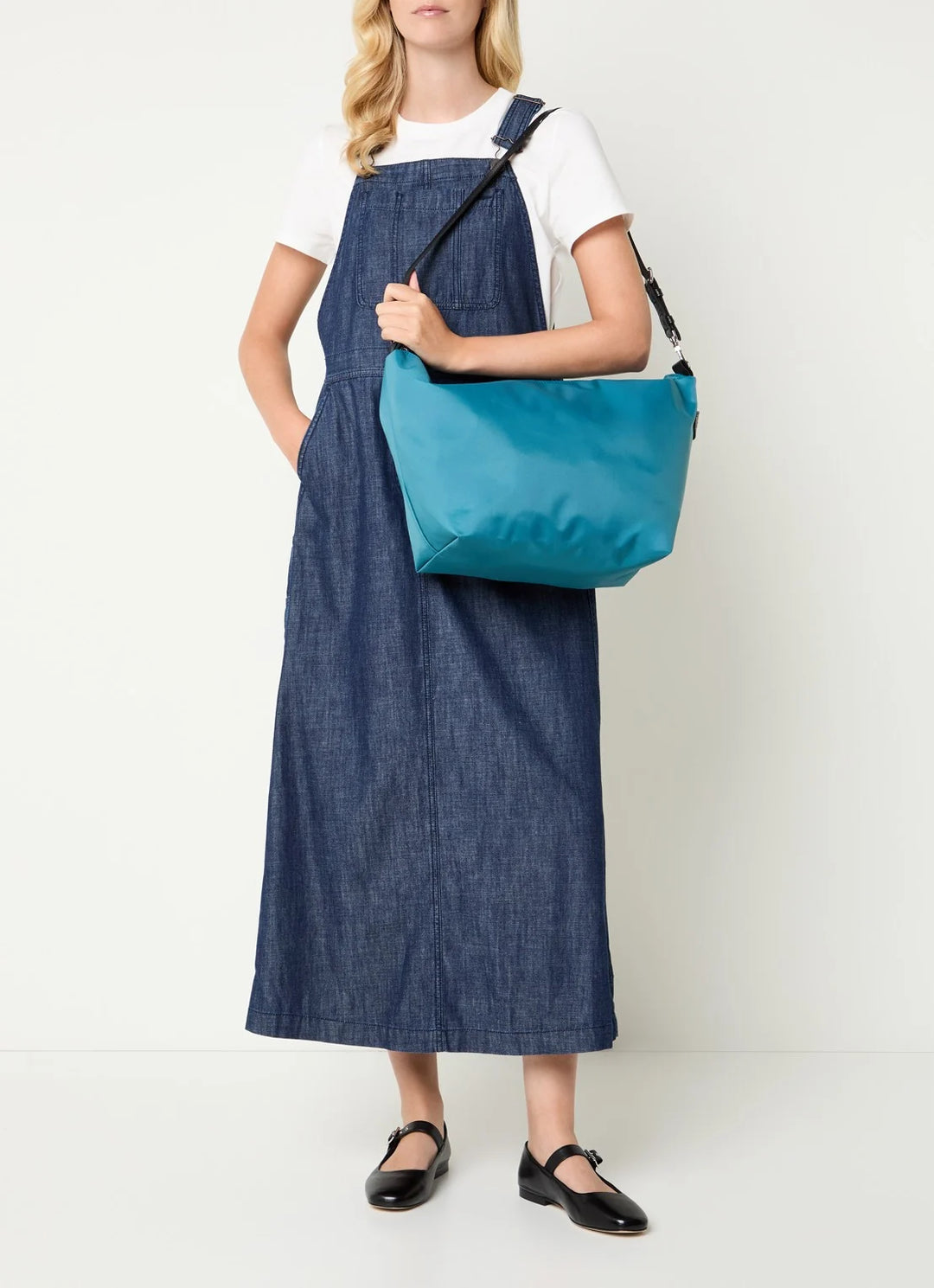 Longchamp Le Slouchy schoudertas schoudertas M met leren details